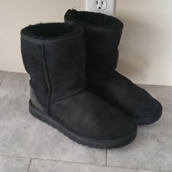 UGG boots size 7 women - Picture 1 of 5